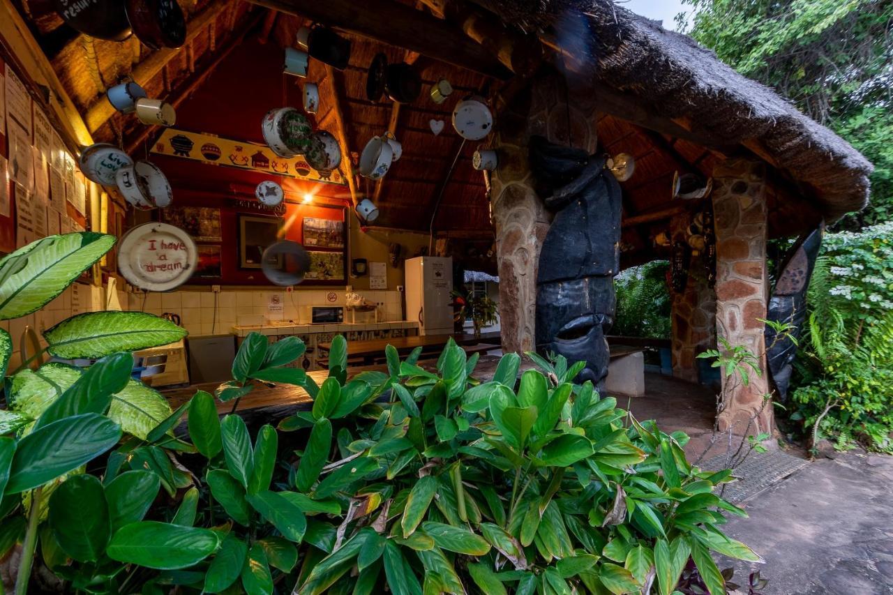 Victoria Falls Backpackers Lodge- Camp Sites المظهر الخارجي الصورة