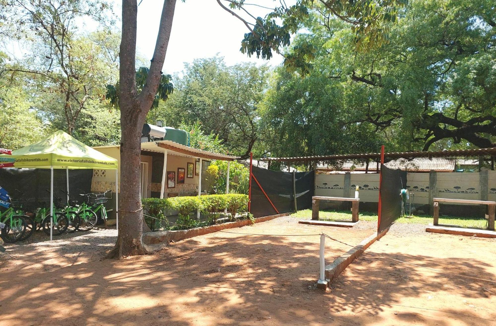 Victoria Falls Backpackers Lodge- Camp Sites المظهر الخارجي الصورة